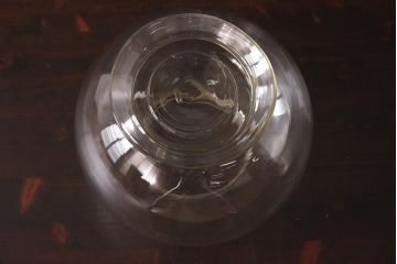 レトロ雑貨　昭和レトロ　丸いフォルムが可愛らしい地球瓶(ガラス瓶、ガラスビン)(R-036533)