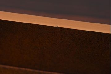 アンティーク雑貨　古民具　外箱付き　椿・梅・水仙の蒔絵が美しい四段重箱(お重)(R-036534)