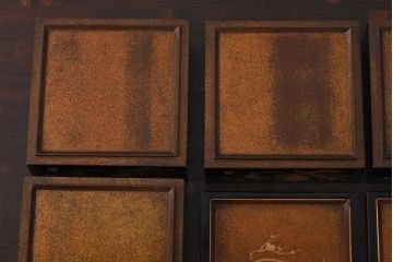 アンティーク雑貨　古民具　外箱付き　椿・梅・水仙の蒔絵が美しい四段重箱(お重)(R-036534)