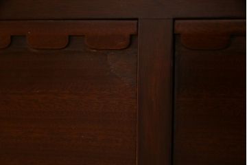 ビンテージ家具　神戸洋家具　メープル不二屋　高級感漂うクラシカルなサイドボード(収納棚)(定価約59万円)