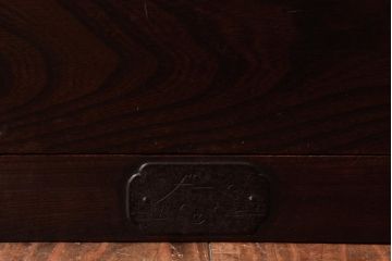 アンティーク家具　引き出し3段　前面ケヤキ材　天板リメイク　丸金具の意匠が上品な二本松箪笥(ローボード、アンティークチェスト、テレビ台)