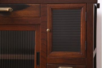 アンティーク家具　前面黒柿・ケヤキ材　モールガラスがレトロなキャビネット(収納棚、戸棚)