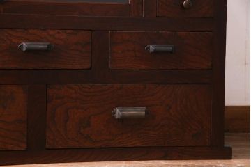 アンティーク家具　大正昭和初期　天板リメイク　天板をカウンターとして使える便利な収納棚(作業台、戸棚)