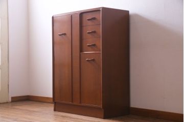 ヴィンテージ家具　北欧家具　G-PLAN(ジープラン)　Brandon(ブランドン)　ハンガー掛け付き　オーク材製のスモールワードローブ(ビンテージ)(R-036551)