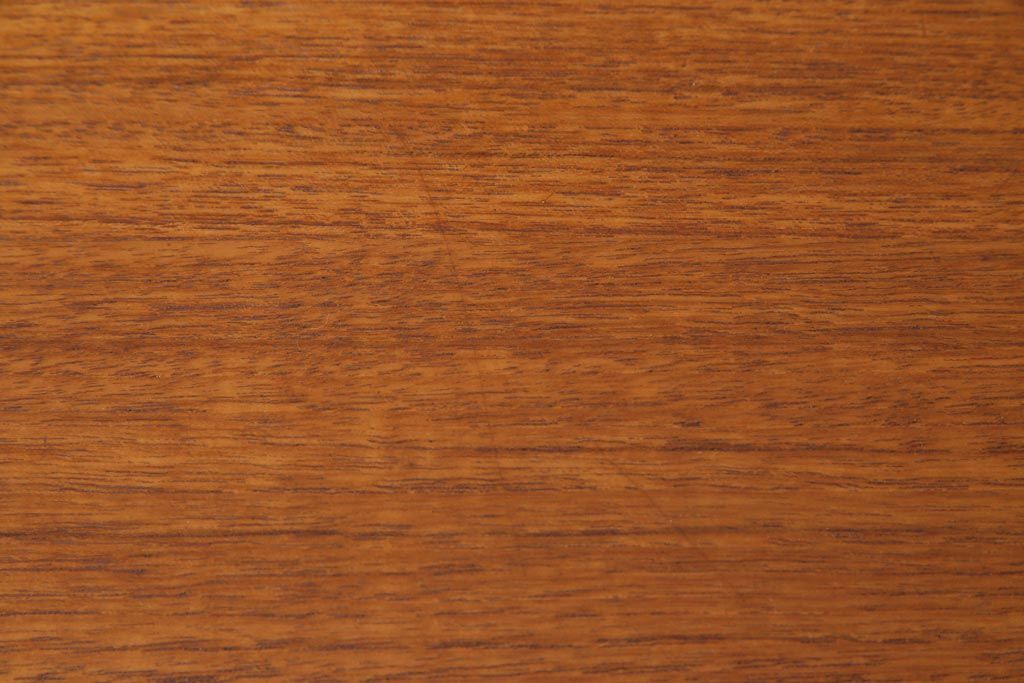 ヴィンテージ家具　北欧家具　チーク材　モダンなデザインがお洒落なサイドボード(収納棚、ビンテージ)