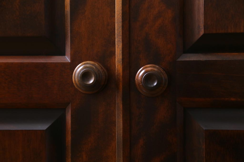 当店リメイク家具　北海道民芸家具　テレビ台　落ち着いた雰囲気が魅力的な2wayリビングボード(衣装箪笥、収納棚)