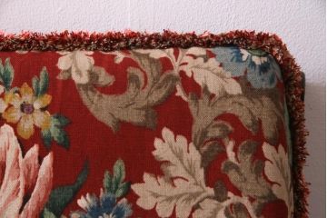 ヴィンテージ家具　イギリスビンテージ　ERCOL(アーコール)　クラシカルな3人掛けソファ(アームソファ)