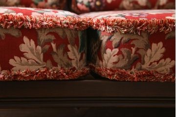ヴィンテージ家具　イギリスビンテージ　ERCOL(アーコール)　クラシカルな3人掛けソファ(アームソファ)