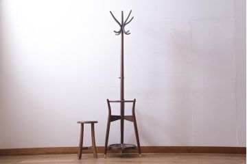 ヴィンテージ家具　秋田木工　曲げ木　品のある傘立て付きポールハンガー(帽子掛け、ビンテージ)