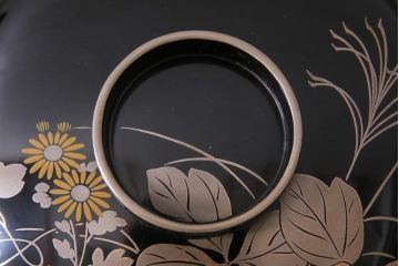 昭和期　輪島塗　涛華堂　八井珠蔵　黒塗銀地秋草描金　蒔絵　木製盛器・箱付き(菓子鉢、漆器)(R-036565)