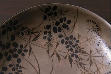 昭和期　輪島塗　涛華堂　八井珠蔵　黒塗銀地秋草描金　蒔絵　木製盛器・箱付き(菓子鉢、漆器)(R-036565)