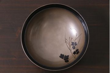 昭和期　輪島塗　涛華堂　八井珠蔵　黒塗銀地秋草描金　蒔絵　木製盛器・箱付き(菓子鉢、漆器)(R-036565)