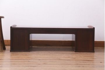 アンティーク家具　総ケヤキ材　漆塗り　立派な趣の文机(両袖机、ローテーブル)(R-036570)
