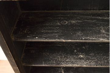 アンティーク家具　シックな黒塗りサイドボード(飾り棚)(R-036572)