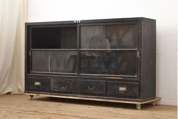 アンティーク家具　シックな黒塗りサイドボード(飾り棚)(R-036573)