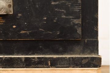 アンティーク家具　シックな黒塗りサイドボード(飾り棚)(R-036573)
