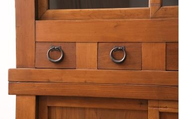 和製アンティーク　凝ったつくりが随所に見られる上質な四尺京水屋箪笥(4尺水屋箪笥、収納棚、キャビネット)(R-036574)