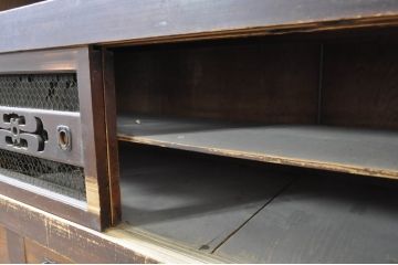 和製アンティーク　和空間を盛り上げる四尺水屋箪笥(サイドボード、食器棚、収納棚、キャビネット)(R-036584)