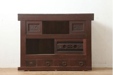 アンティーク家具　四尺　透かしの引き戸が魅力の水屋箪笥サイドボード(テレビ台)(R-036587)