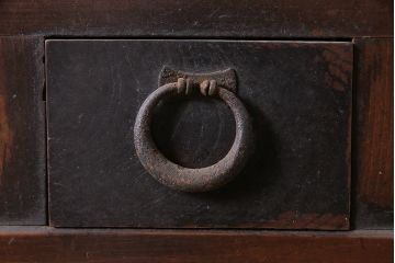 アンティーク家具　明治期　木味が魅力の四尺水屋箪笥(キャビネット、食器棚、収納棚)(R-036592)