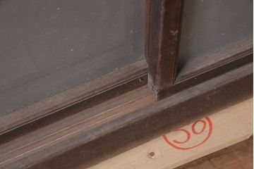 アンティーク家具　一本物　すりガラス　大型サイズのレトロなキャビネット(収納棚)(R-036597)