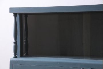 ペイント家具　昭和レトロ　昭和中期　モールガラス　レトロな雰囲気漂う飾り棚付き本箱(ブックケース、収納棚、戸棚、キャビネット)(R-036621)