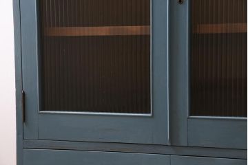 ペイント家具　昭和レトロ　昭和中期　モールガラス　レトロな雰囲気漂う飾り棚付き本箱(ブックケース、収納棚、戸棚、キャビネット)(R-036621)