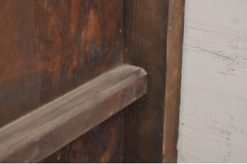 アンティーク家具　銅金具　一本物の収納箪笥キャビネット(水屋箪笥、夜具箪笥、布団箪笥)(R-036623)