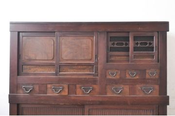 アンティーク家具　和製アンティーク　六尺水屋箪笥(重ね箪笥、時代箪笥、和タンス)(R-036630)