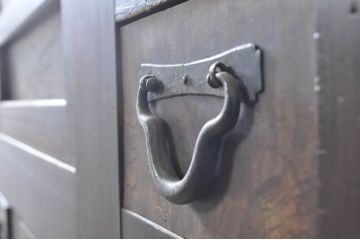 アンティーク家具　和製アンティーク　六尺水屋箪笥(重ね箪笥、時代箪笥、和タンス)(R-036630)