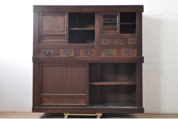 アンティーク家具　和製アンティーク　六尺水屋箪笥(重ね箪笥、時代箪笥、和タンス)(R-036630)