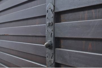 アンティーク家具　和の空間を引き立てる収納箪笥(キャビネット、水屋箪笥、夜具箪笥、布団箪笥)(R-036636)