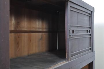 アンティーク家具　和の空間を引き立てる収納箪笥(キャビネット、水屋箪笥、夜具箪笥、布団箪笥)(R-036636)