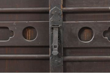 アンティーク家具　和の空間を引き立てる収納箪笥(サイドボード、水屋箪笥)(R-036637)