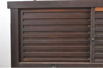 アンティーク家具　和の空間を引き立てる収納箪笥(キャビネット、水屋箪笥)(R-036638)