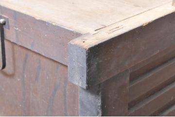 アンティーク家具　和の空間を引き立てる収納箪笥(キャビネット、水屋箪笥)(R-036638)