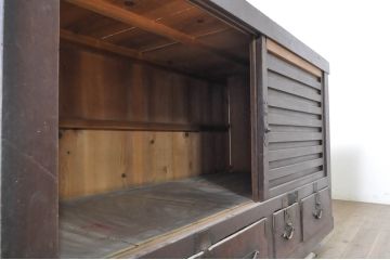 アンティーク家具　和の空間を引き立てる収納箪笥(キャビネット、水屋箪笥)(R-036638)