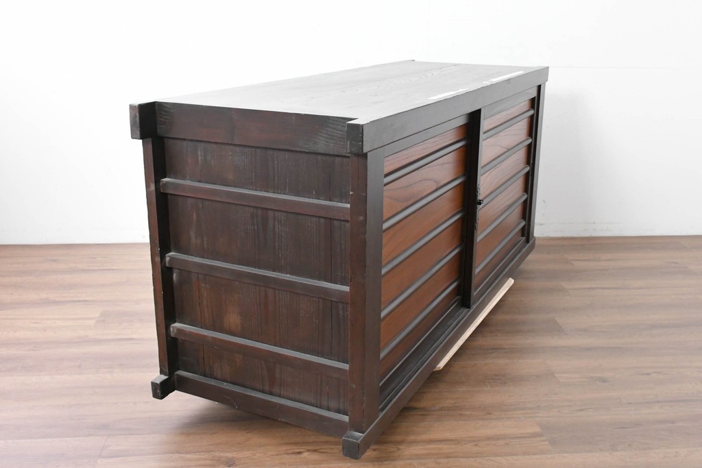 和製アンティーク　明治大正期　木目の美しさが引き立つ舞良戸のサイドボード　(R-036678)