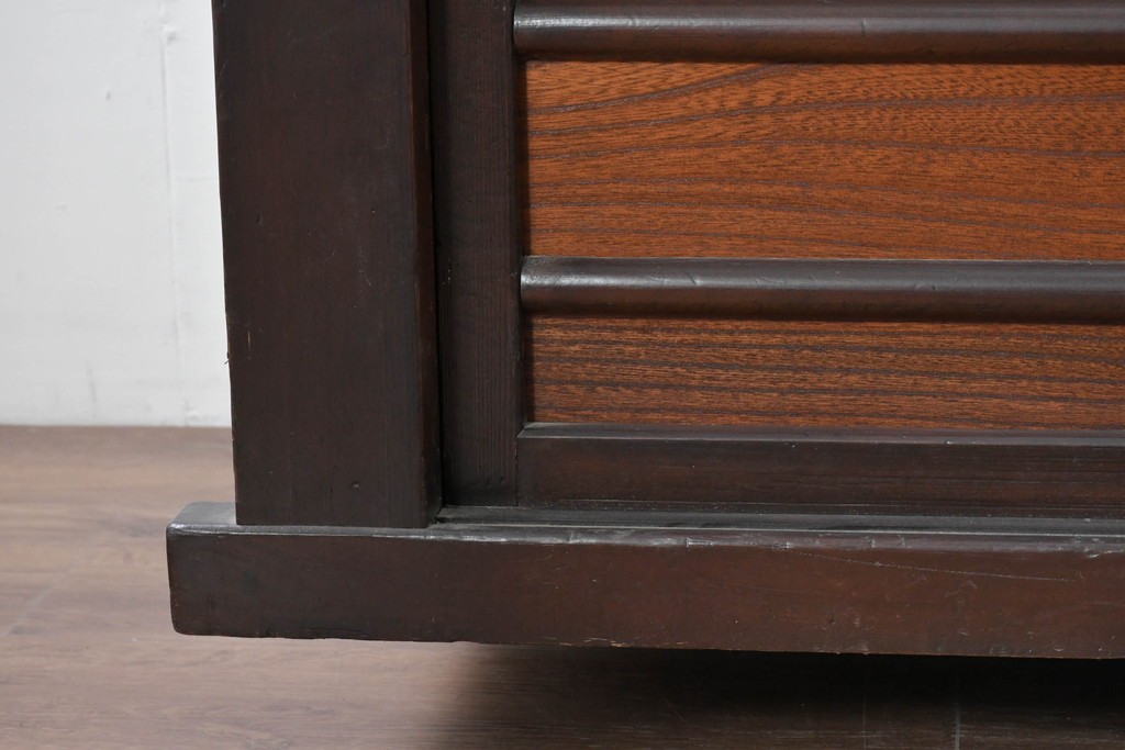 和製アンティーク　明治大正期　木目の美しさが引き立つ舞良戸のサイドボード　(R-036678)