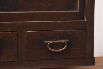 アンティーク家具　欅(ケヤキ)材・ヒノキ材・桜材　シンプルで重厚な収納箪笥(木製キャビネット、収納棚、飾り棚、ガラスケース)(R-036680)
