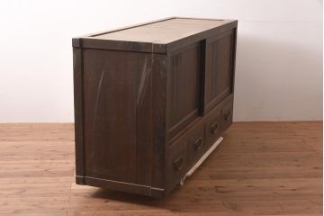 アンティーク家具　欅(ケヤキ)材・ヒノキ材・桜材　シンプルで重厚な収納箪笥(木製キャビネット、収納棚、飾り棚、ガラスケース)(R-036680)