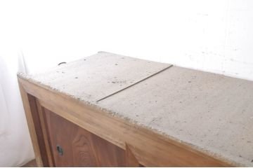 アンティーク家具　前面ヒノキ・ケヤキ材　収納箪笥キャビネット(食器棚、水屋箪笥、夜具箪笥、布団箪笥)(R-036687)です。
