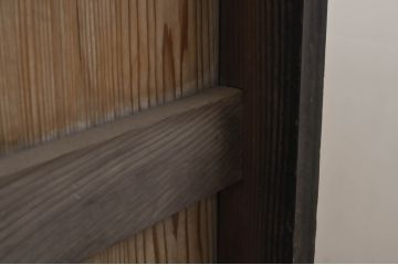 アンティーク家具　前面ヒノキ・ケヤキ材　収納箪笥キャビネット(食器棚、水屋箪笥、夜具箪笥、布団箪笥)(R-036687)です。