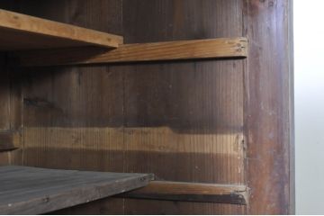 アンティーク家具　味のある木製引き戸の収納箪笥キャビネット(水屋箪笥、収納棚)(R-036696)