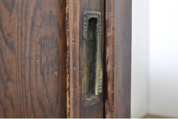 アンティーク家具　味のある木製引き戸の収納箪笥サイドボード(水屋箪笥、収納棚)(R-036697)