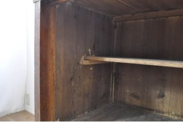 アンティーク家具　味のある木製引き戸の収納箪笥サイドボード(水屋箪笥、収納棚)(R-036698)