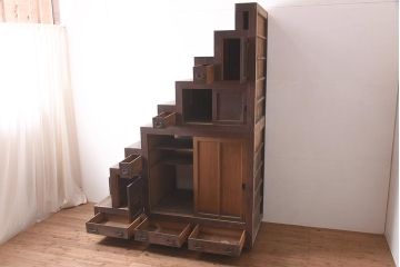 アンティーク家具　古民具　激レア!　特大サイズ　両面使いができる希少な階段箪笥(R-036699)