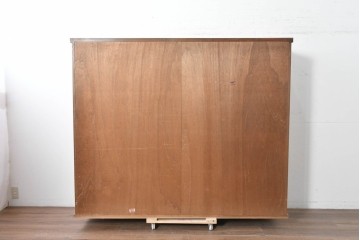 和製アンティーク　昭和レトロ　収納力たっぷりの大きなガラス戸棚　(R-036700)