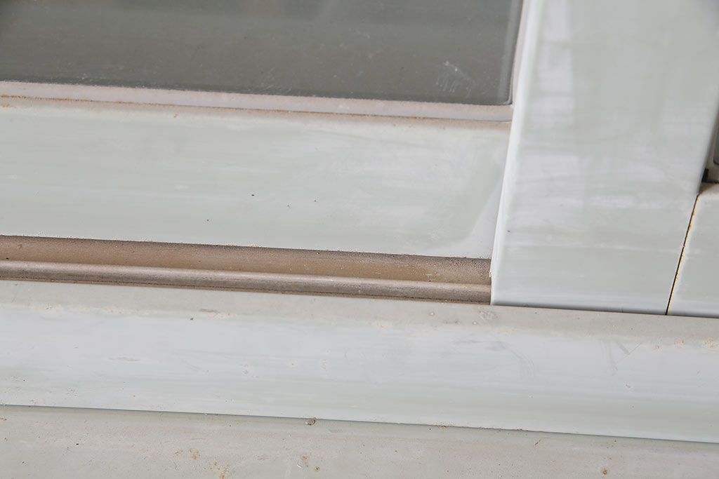 ビンテージ家具　昭和中期　インダストリアルなアイアンキャビネット(収納棚)(R-036703)