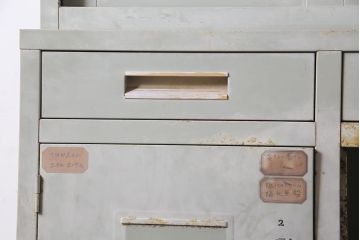 ビンテージ家具　昭和中期　インダストリアルなアイアンキャビネット(収納棚)(R-036703)